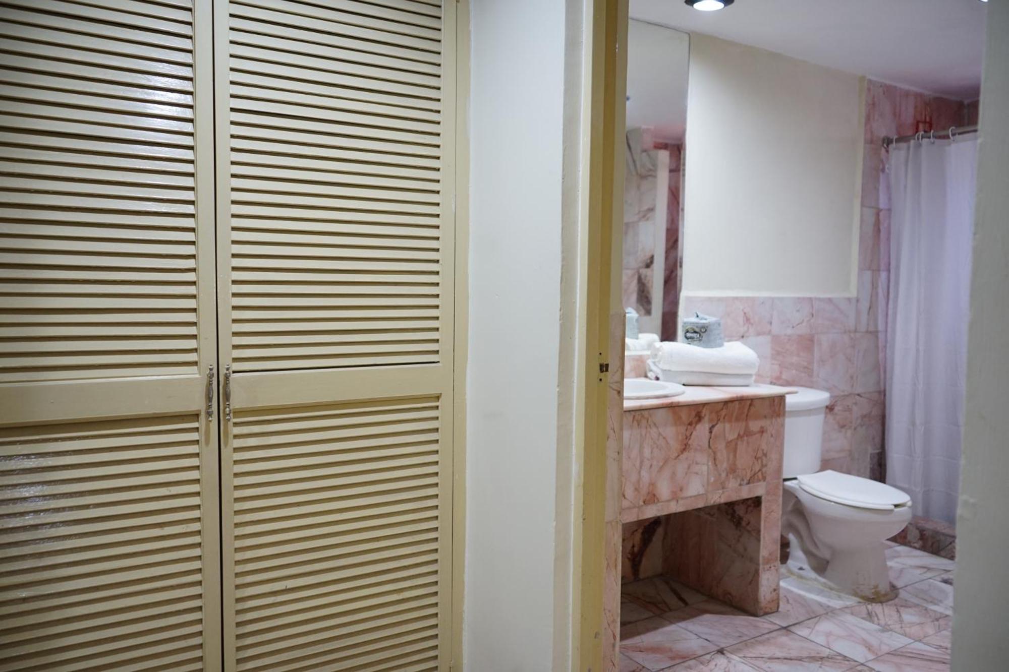 Hotel Posada Del Sol Inn Torreón Zewnętrze zdjęcie
