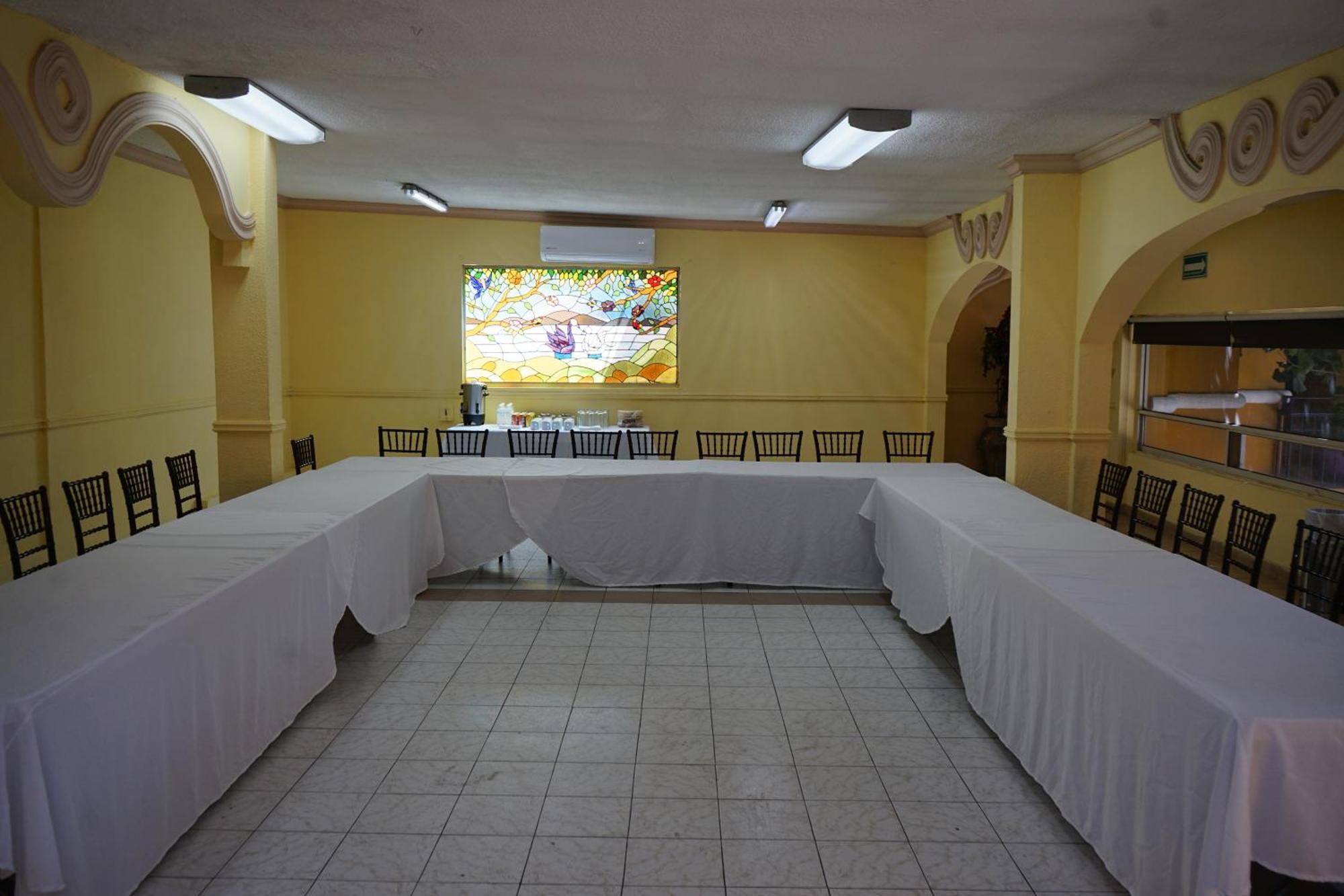 Hotel Posada Del Sol Inn Torreón Zewnętrze zdjęcie