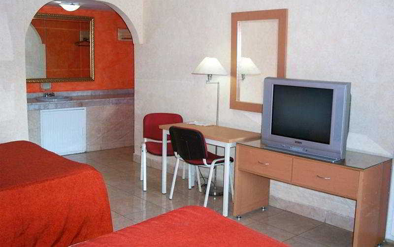 Hotel Posada Del Sol Inn Torreón Zewnętrze zdjęcie